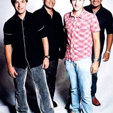 Quatro Por Um