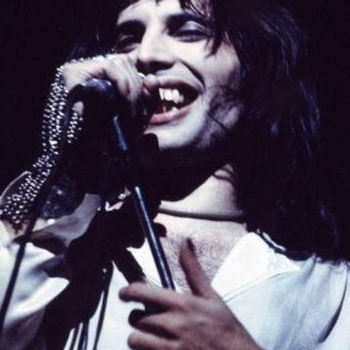 Queen photo 28