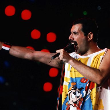 Queen photo 42