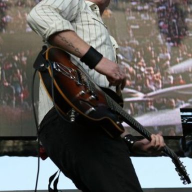 Queens Of The Stone Age photo 9