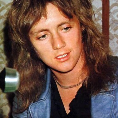 Queen photo 37