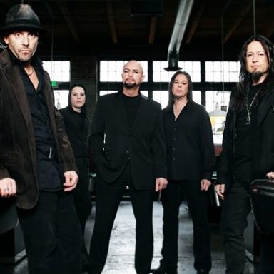Queensrÿche photo 15