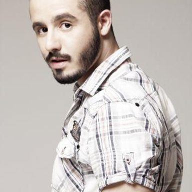 Raphael Mena