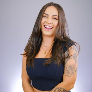 Raphaela Santos A Favorita