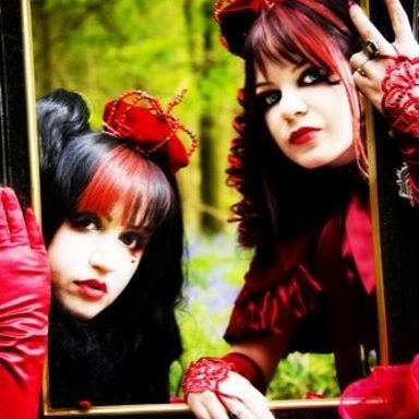 Razorblade Kissës