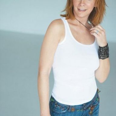 Reba McEntire photo 10