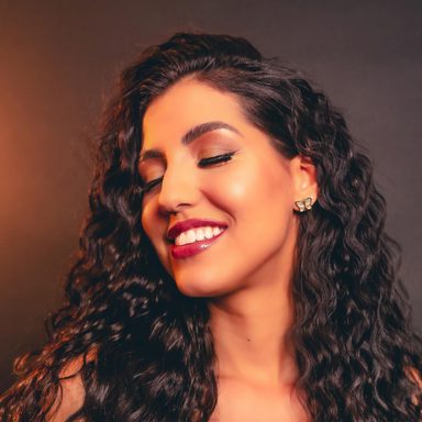 Rebeca Rabello