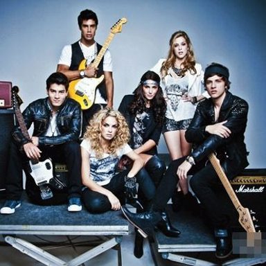 Rebeldes photo 14