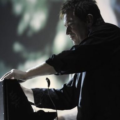Recoil photo 24