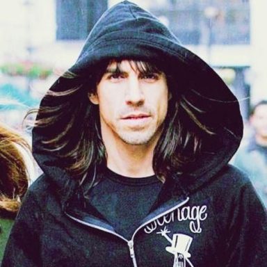 Red Hot Chili Peppers photo 20