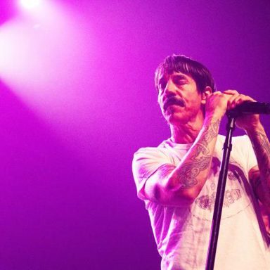 Red Hot Chili Peppers photo 18