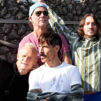 Red Hot Chili Peppers photo 9
