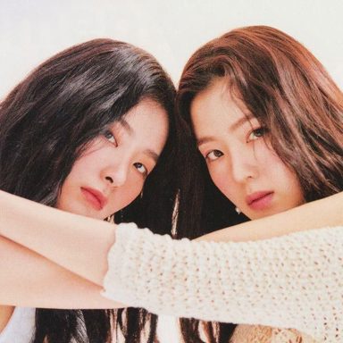 Red Velvet - IRENE & SEULGI photo 13