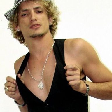 Ricky Vallen photo 9