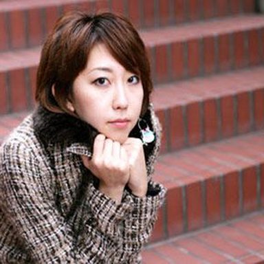 Rie Fu photo 10