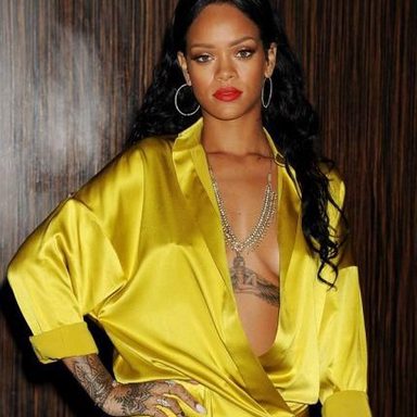 Rihanna photo 99