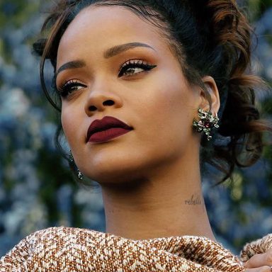 Rihanna photo 140