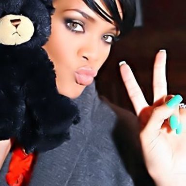 Rihanna photo 484