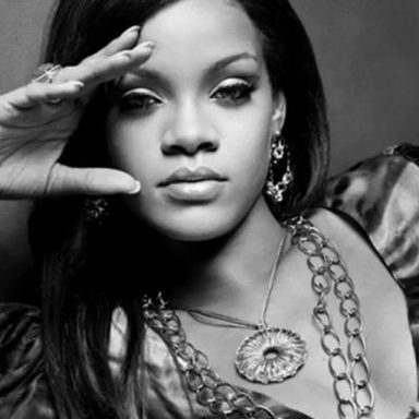 Rihanna photo 408