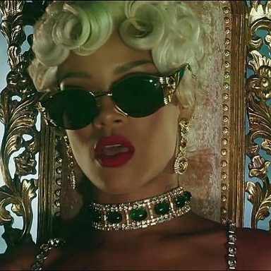 Rihanna photo 173