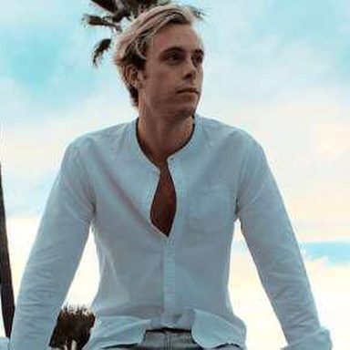 Riker And The Beachcombers