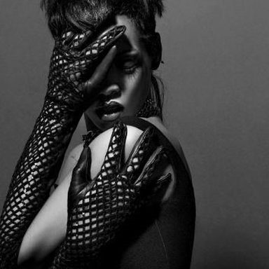 Rihanna photo 42