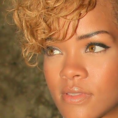 Rihanna photo 323