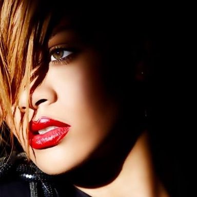 Rihanna photo 402