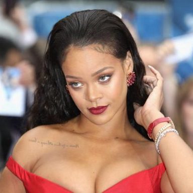 Rihanna photo 137