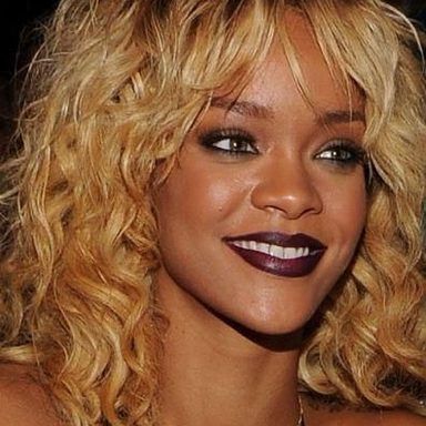 Rihanna photo 22