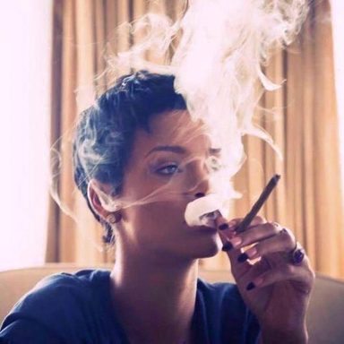 Rihanna photo 115