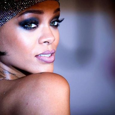 Rihanna photo 110