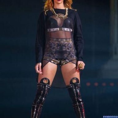 Rihanna photo 109