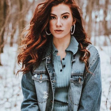 Riley Clemmons photo 9