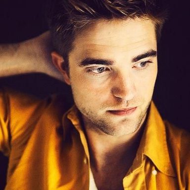 Robert Pattinson photo 30