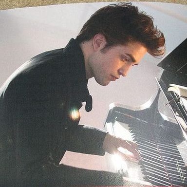 Robert Pattinson photo 94