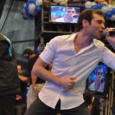 Robson Moura e Lino Krizz