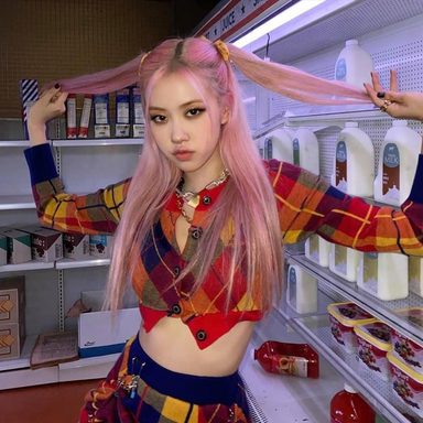ROSÉ photo 49