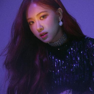 ROSÉ photo 28