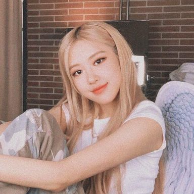ROSÉ photo 37