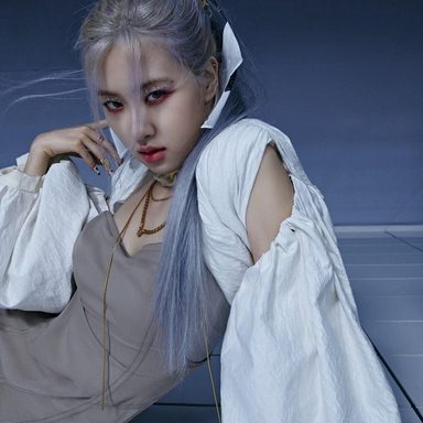 ROSÉ photo 50