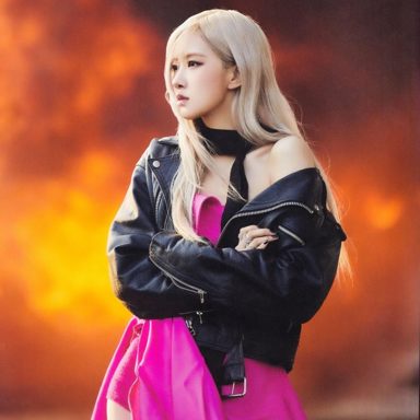 ROSÉ photo 17