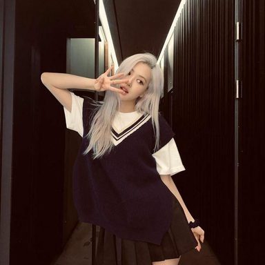 ROSÉ photo 39