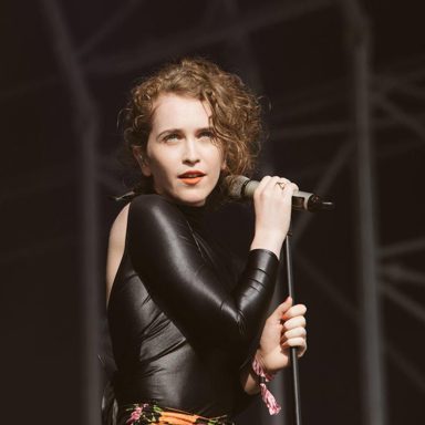 Rae Morris