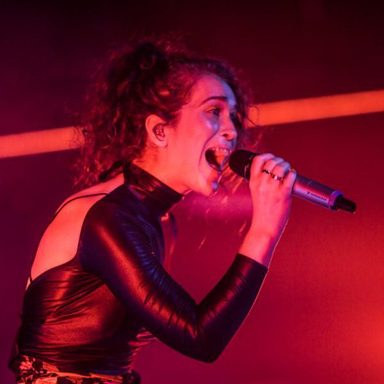 Rae Morris