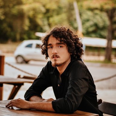 Sam Oliver