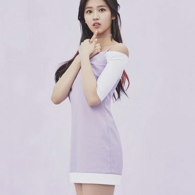 Sana (TWICE) photo 10