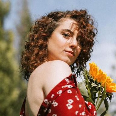 Sara Diamond photo 25