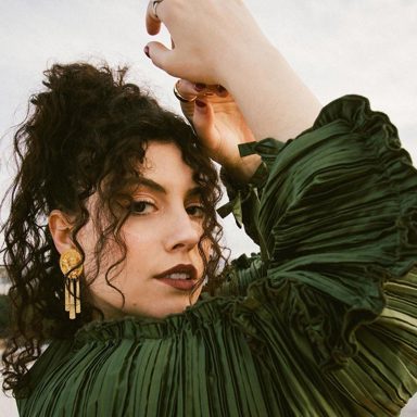 Sara Diamond photo 17