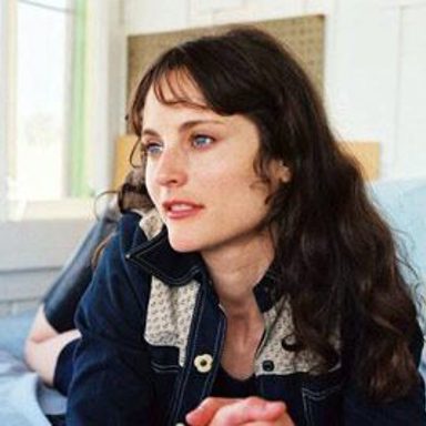 Sara Melson photo 14